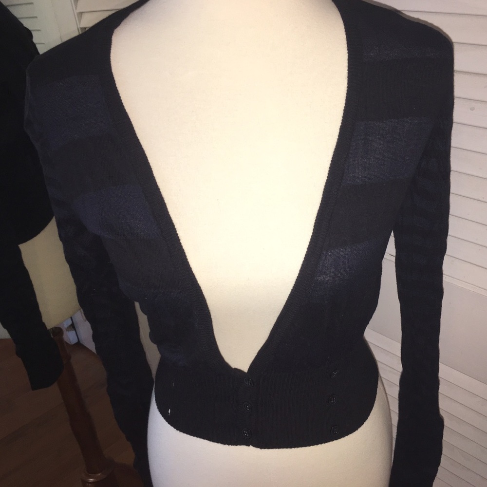 Guess top
